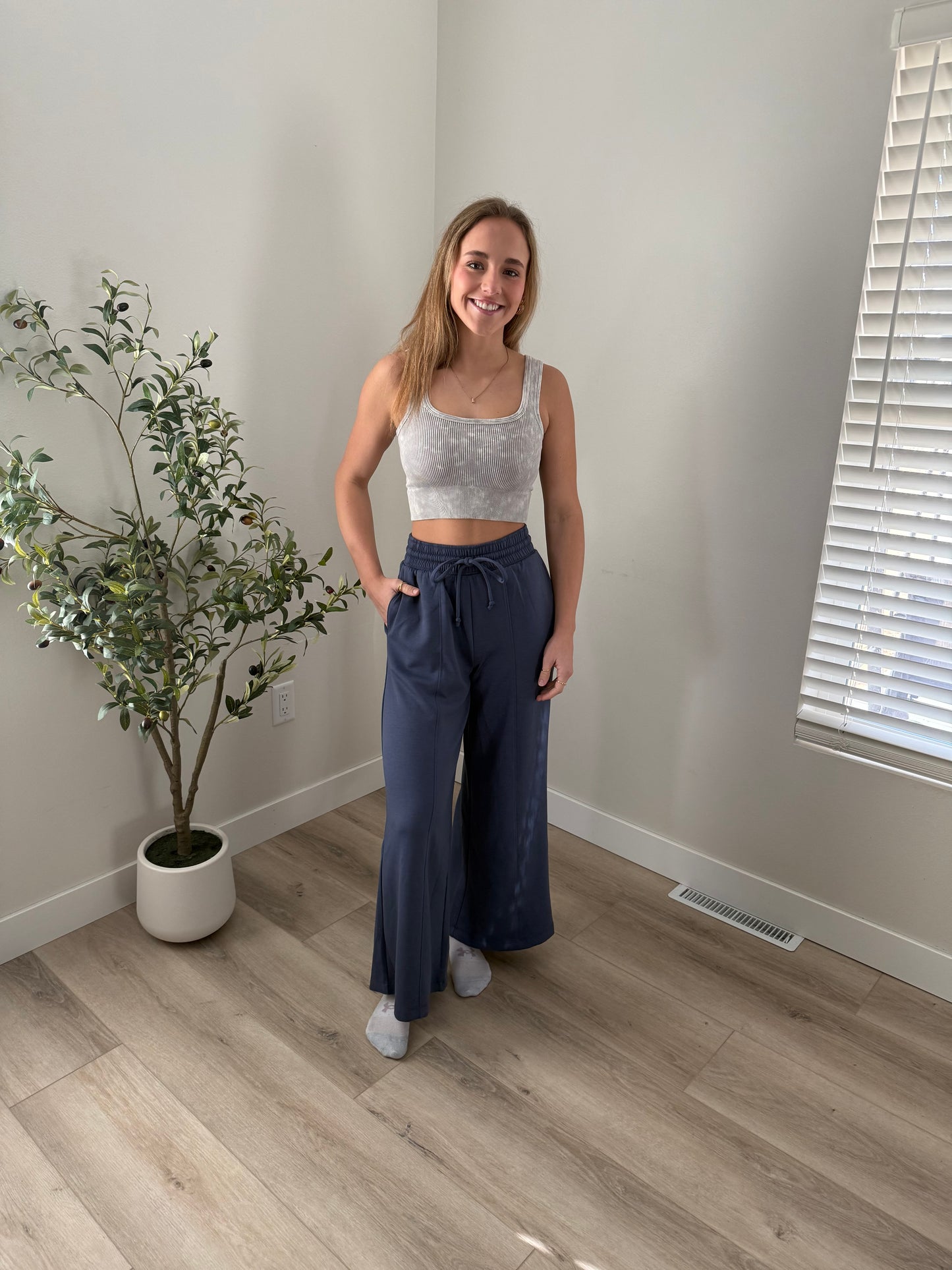 Kiera wide leg sweat pants