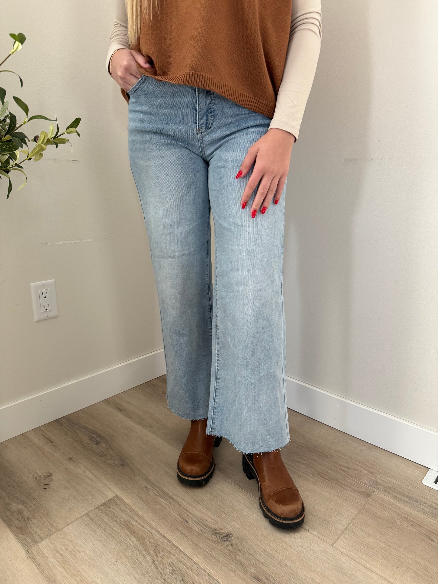 Riley light wash jeans