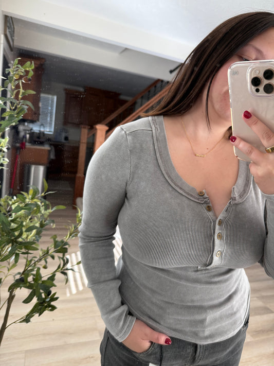 Luna Long Sleeve Henley